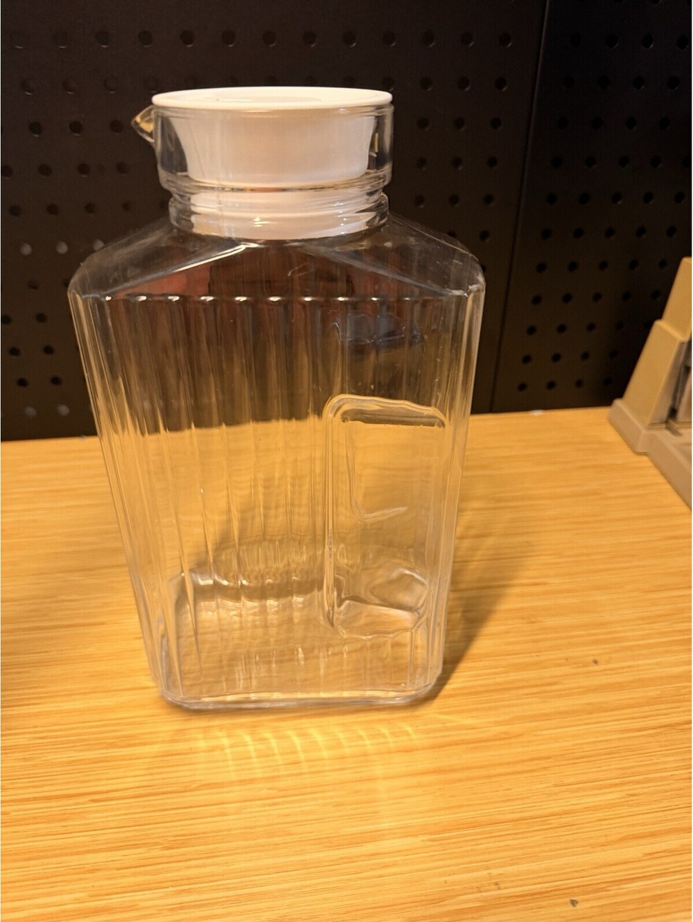 Vintage ARC Refrigerator Pitcher Ribbed Glass With Lid 2 qt